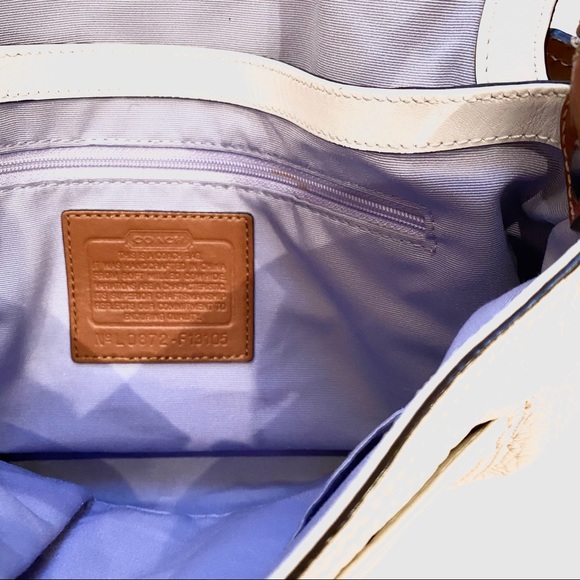 COACH Soho White Genuine Leather Shoulder Bag - Picture 13 of 16